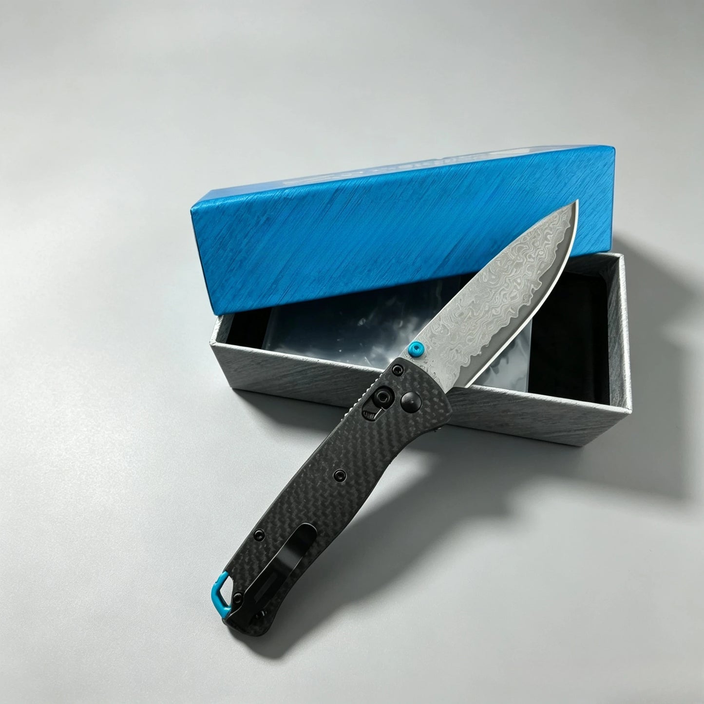 BM 485+535 Portable Multi-functional Tool - Compact EDC Pocket Knife, Featuring Ergonomic Handle, Lightweight and Durable, Suitable for Camping and Fishing.