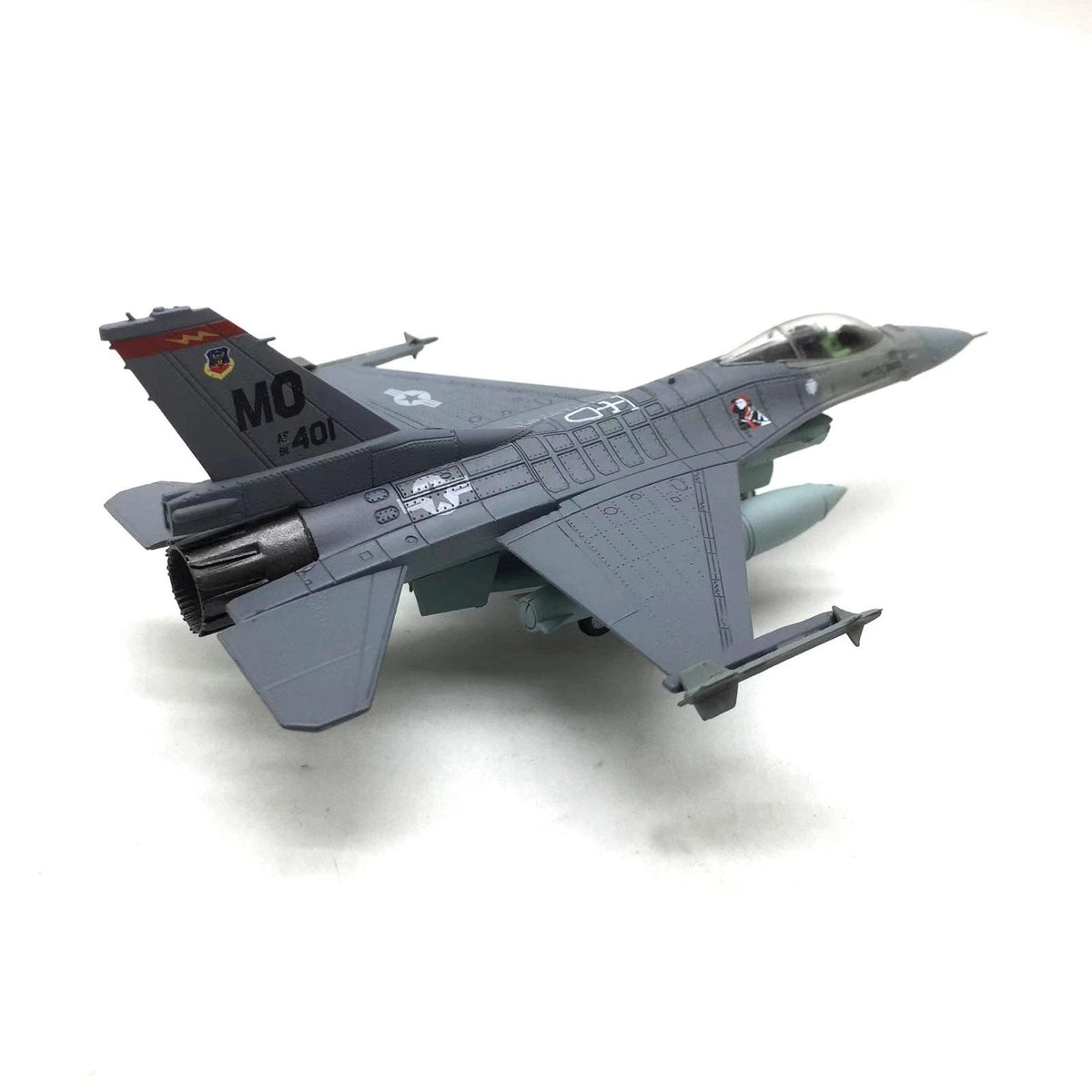 1:100 F-16C Fighter Diecast Metal Finished Aircraft Model With Display Stand