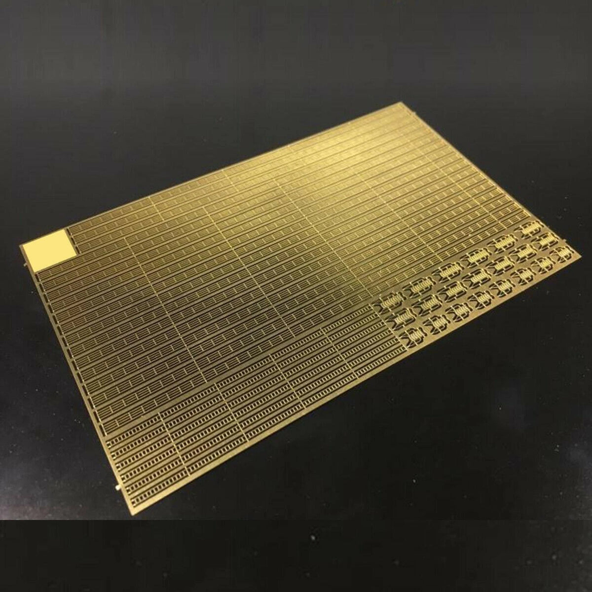 Durable CYPE005 1/700 Photo-Etched PE Handrail & Ladder for Warship Model Ship