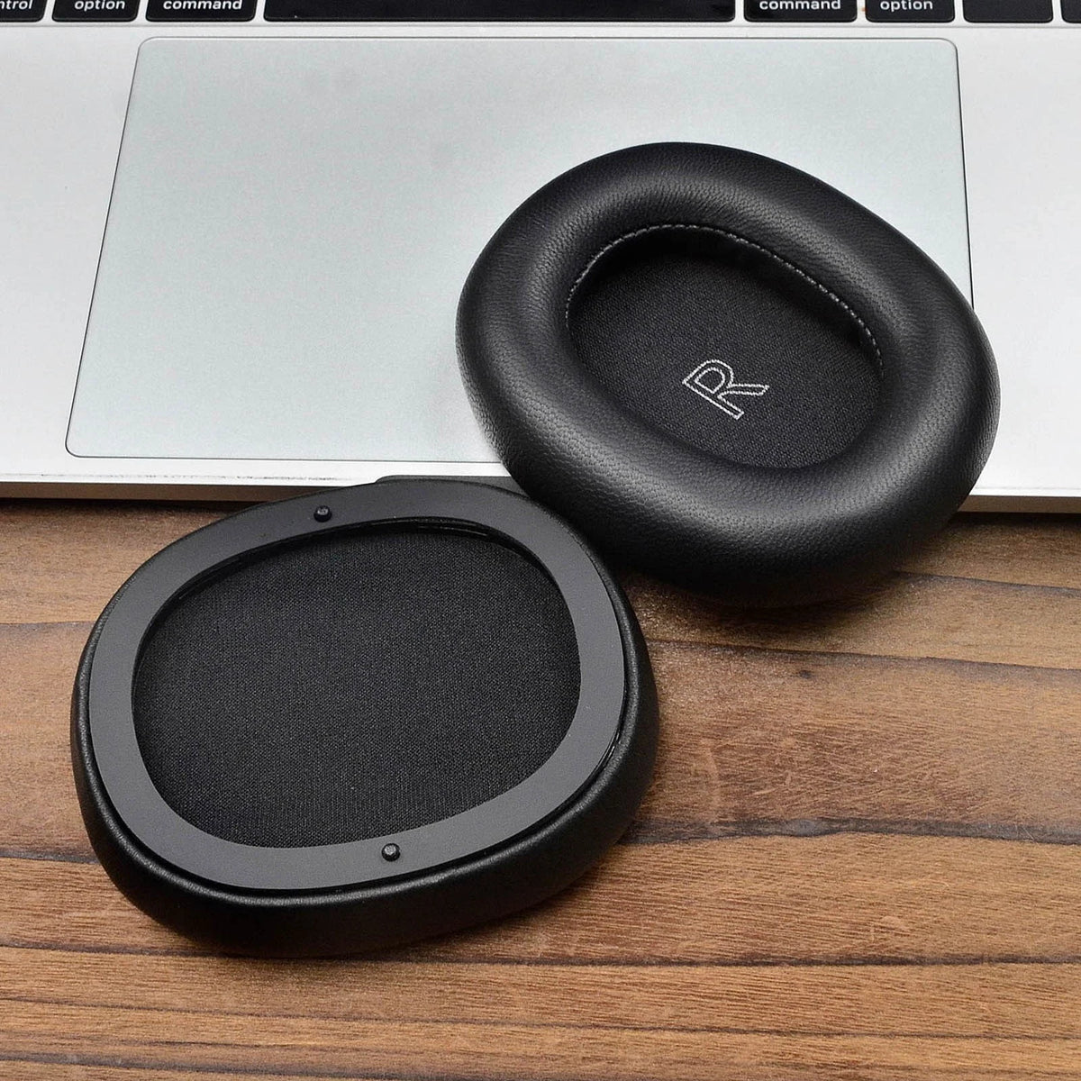 1 Pair Ear Pads Cushions Cover For Bang&Olufsen Beoplay H95 ANC Headphone