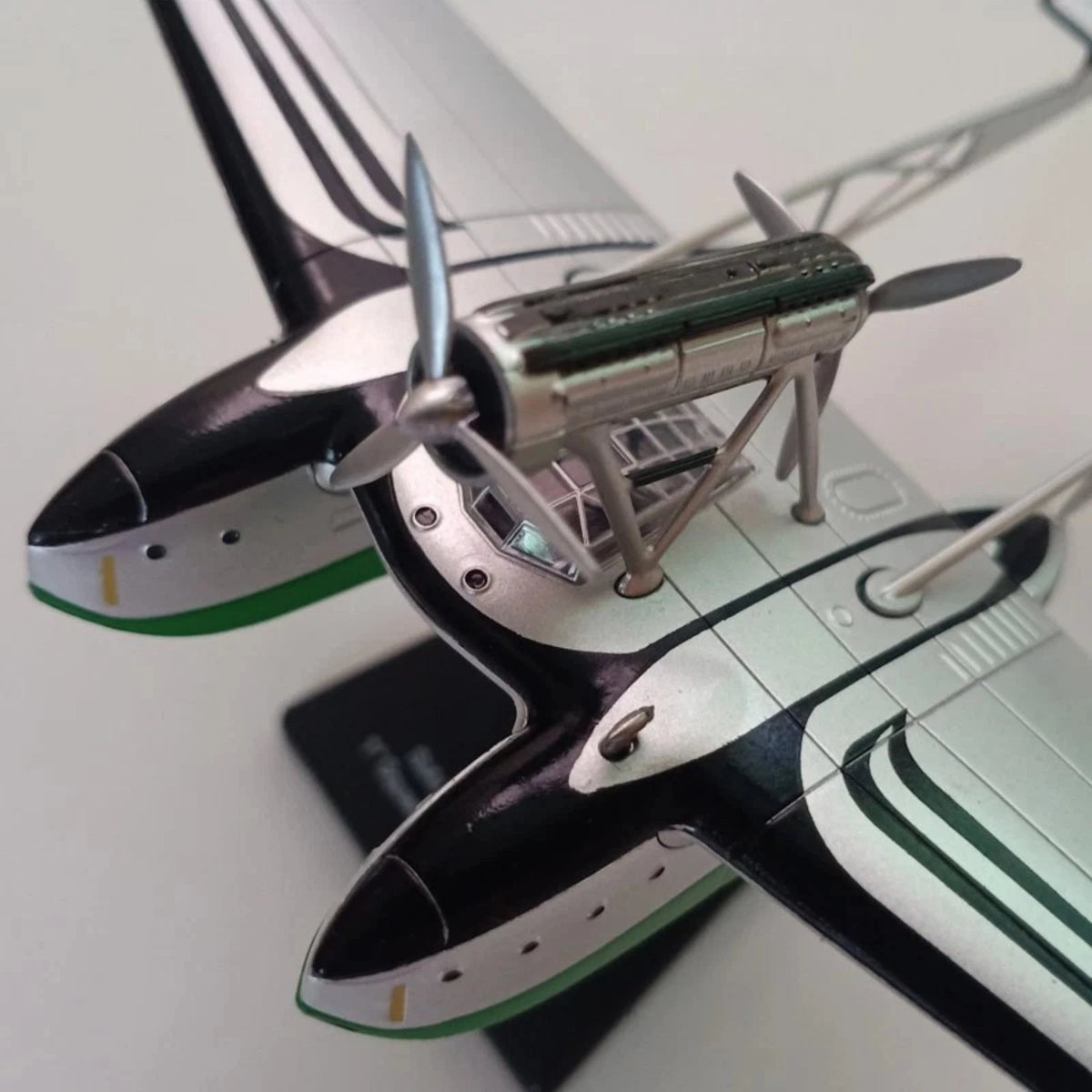 Durable Diecast Alloy 1/144 Scale WWII SIAI-Marchetti S.55X Aircraft Model Gift