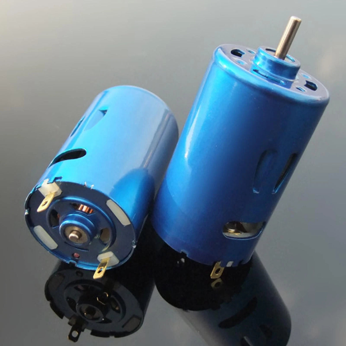 30000RPM Strong Magnetic High Speed Large Torque RS-550 Motor RC Car Boat Model