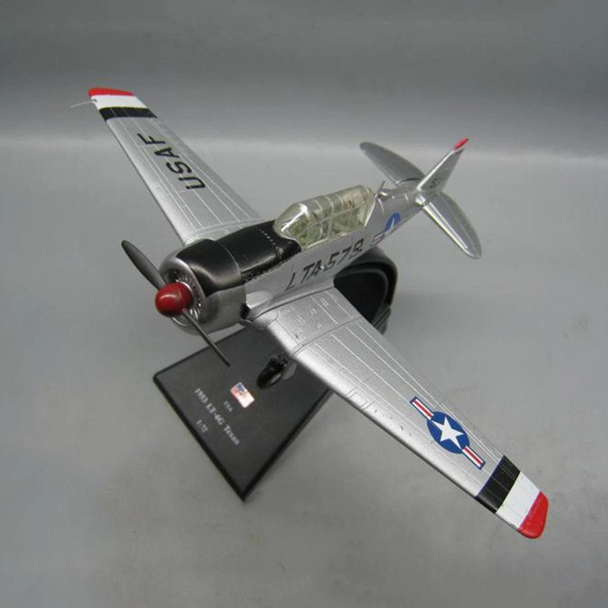 1/72 WWII USA 1953 T6 LT-6G Texan Fighter Aircraft Model Military Collection D