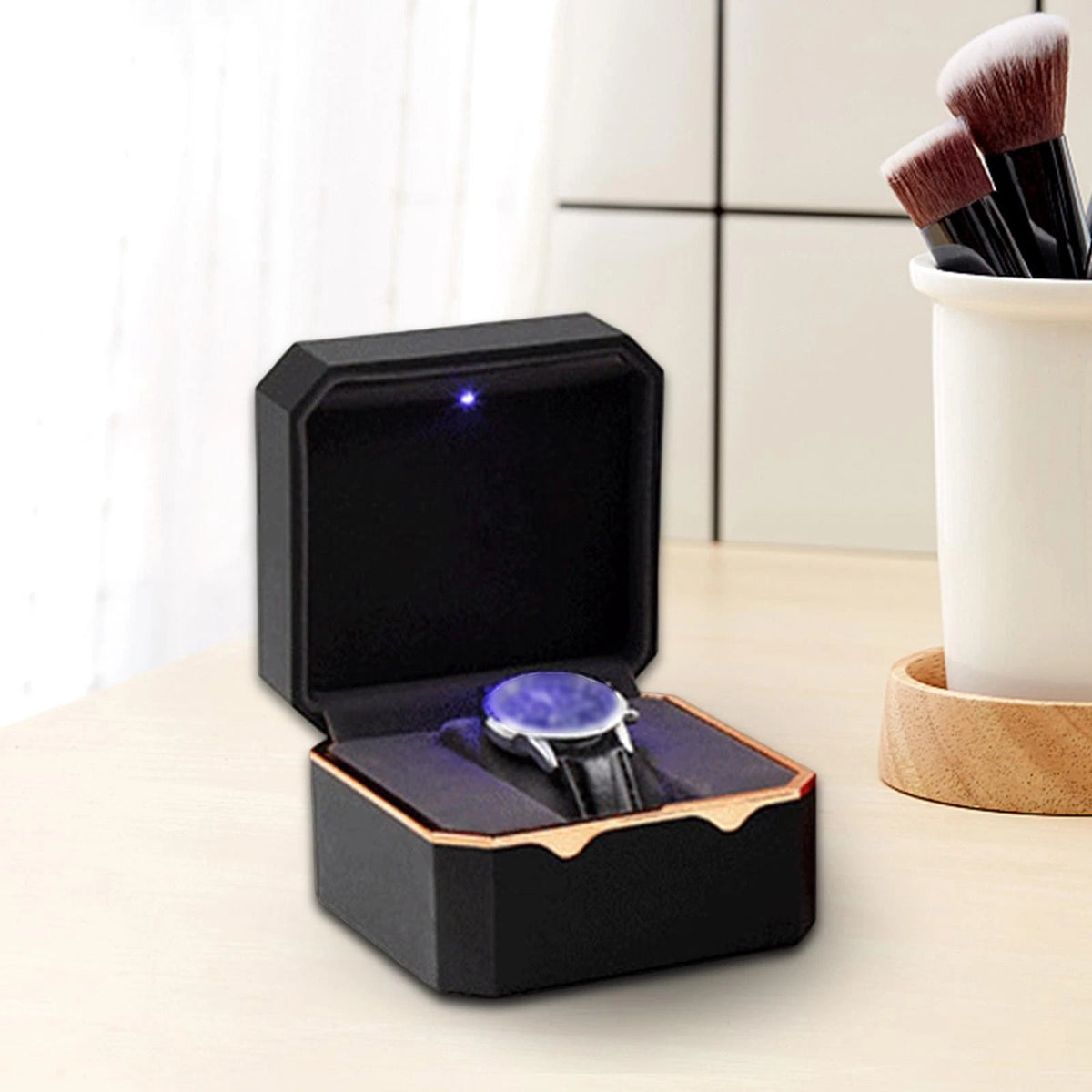 LED Light Watch Case Antidust Display Storage Holder Luxury Jewelry Box Black/
