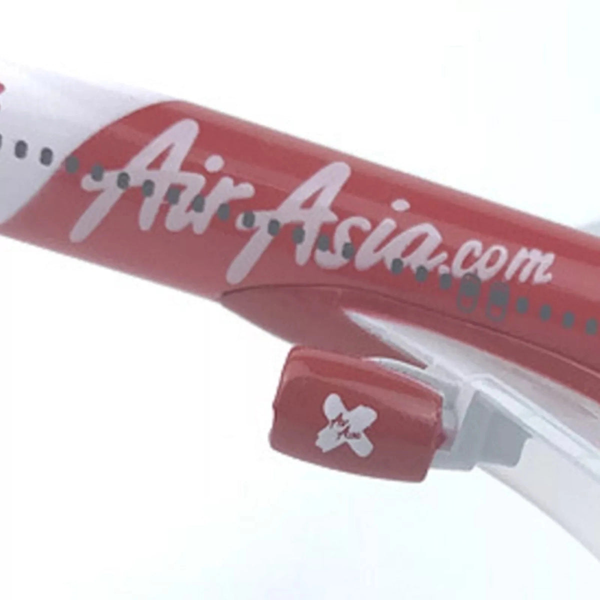 Diecast Alloy 1/400 Scale Red Air Asia Airlines B737 Aircraft Model Toy Gifts