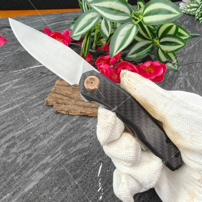 With Clip ZT 0545 Carbon Fiber Handle D2 Steel Folding Pocket Knife EDC Tools Gift for Men Compact Utility Knife Camping Barbecuing Meat Cutting Knife