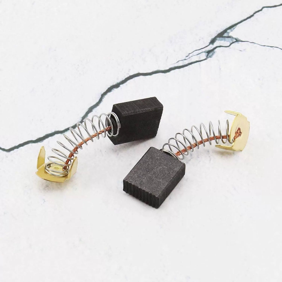 SING F LTD 2 Pairs Carbon Brushes 16.5mmX13.5mmX6.5mm Compatible with Black [7]