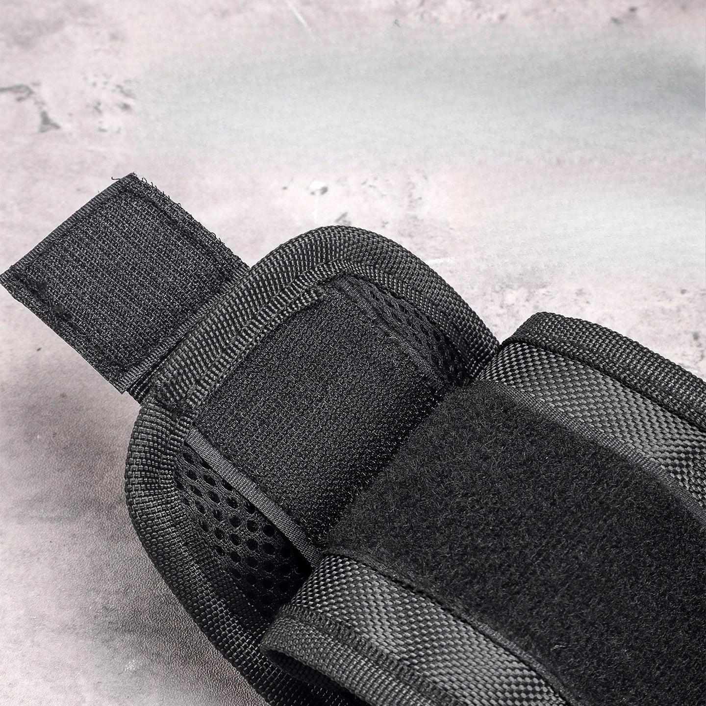 3 Rows 9 Magnets Strong Magnetic Wristband, Portable Powerful Magnet Wrist Tool Holder for Screws Hardware Repair