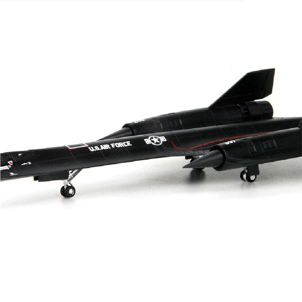 1:144 Alloy SR-71 Reconnaissance Aircraft Model Ornaments Airplane Collection