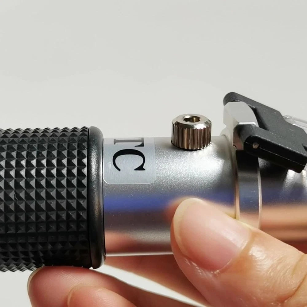aichose Brix Refractometer with ATC, Dual Scale - Specific Gravity & Brix,...