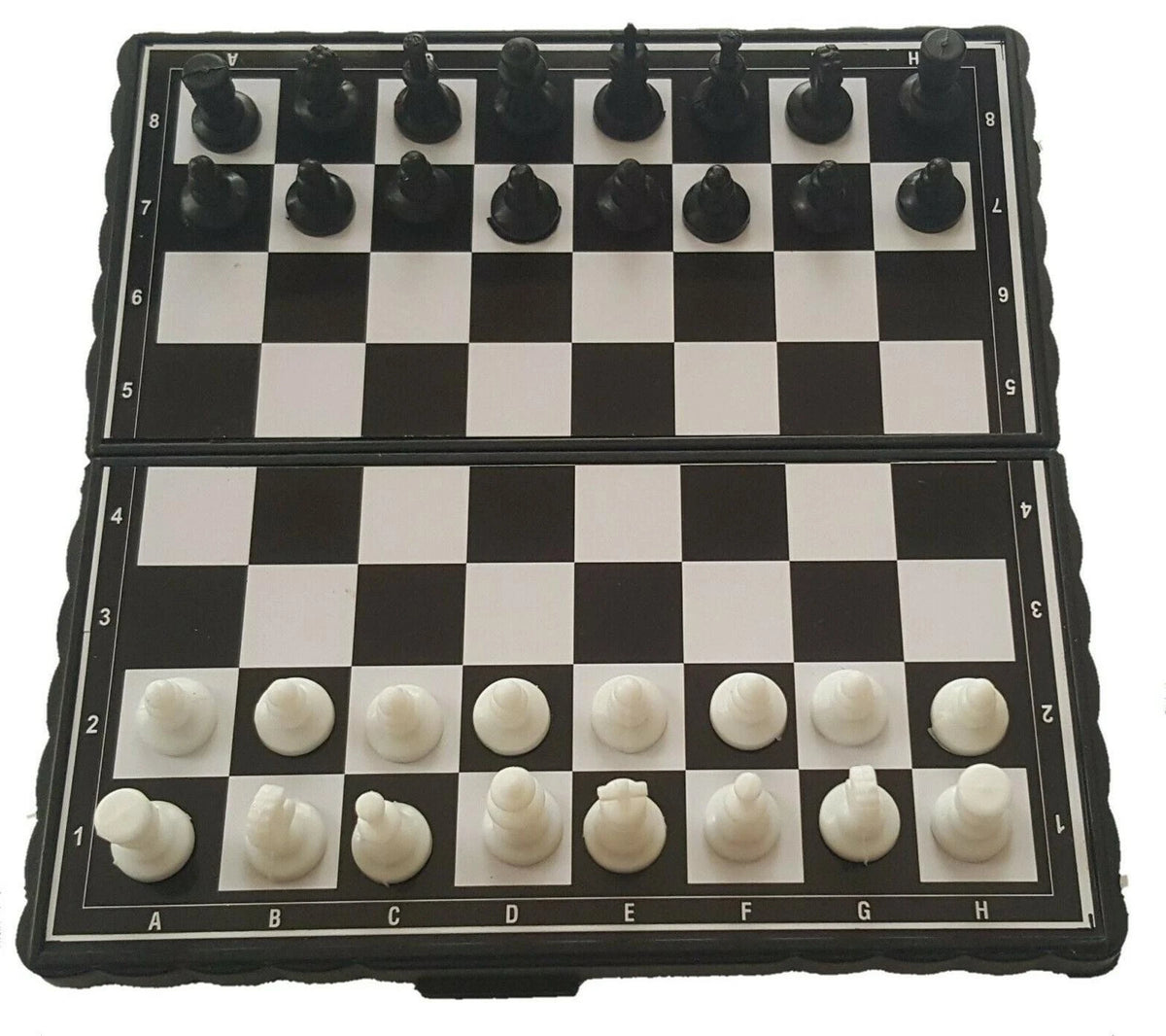 Folding Can Play Pocket Chess Magnetic Chess Mini Portable Folding With Board D