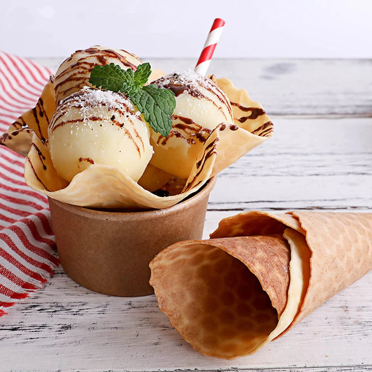 Dicunoy Waffle Cone Maker, Nonstick Ice Cream 14.5" x 6.7" cone, Black