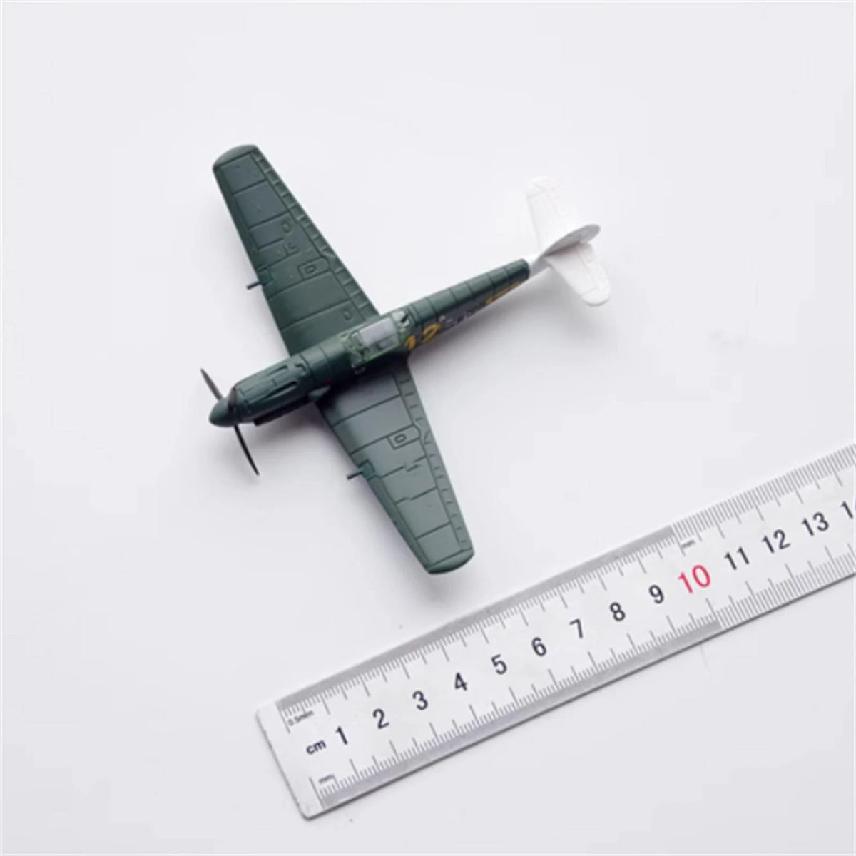 1:100 Germany Messerschmitt BF109E Fighter Aircraft Alloy Model Souvenir Gift