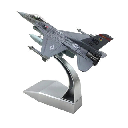 1:100 F-16C Fighter Diecast Metal Finished Aircraft Model With Display Stand