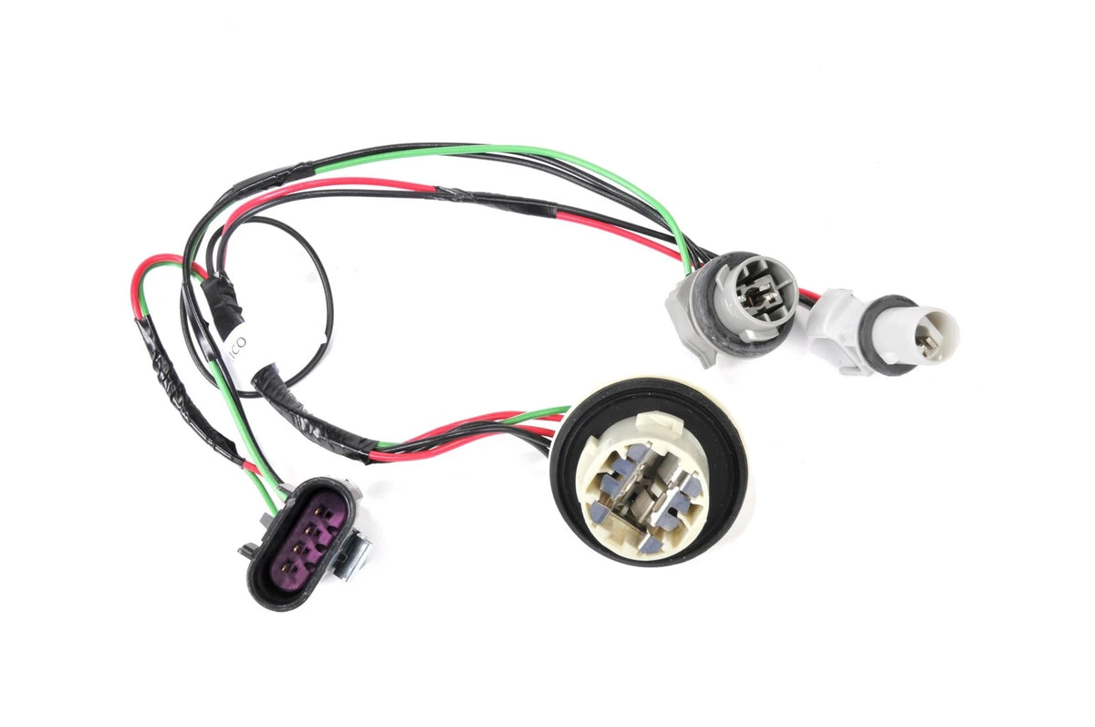 GM  Parts 23233643 Tail Light Wiring Harness
