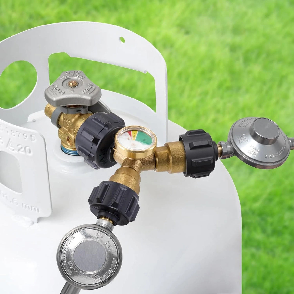 Propane Tank Splitter with Gauge 2 Way, Y Adapter Shut Off...