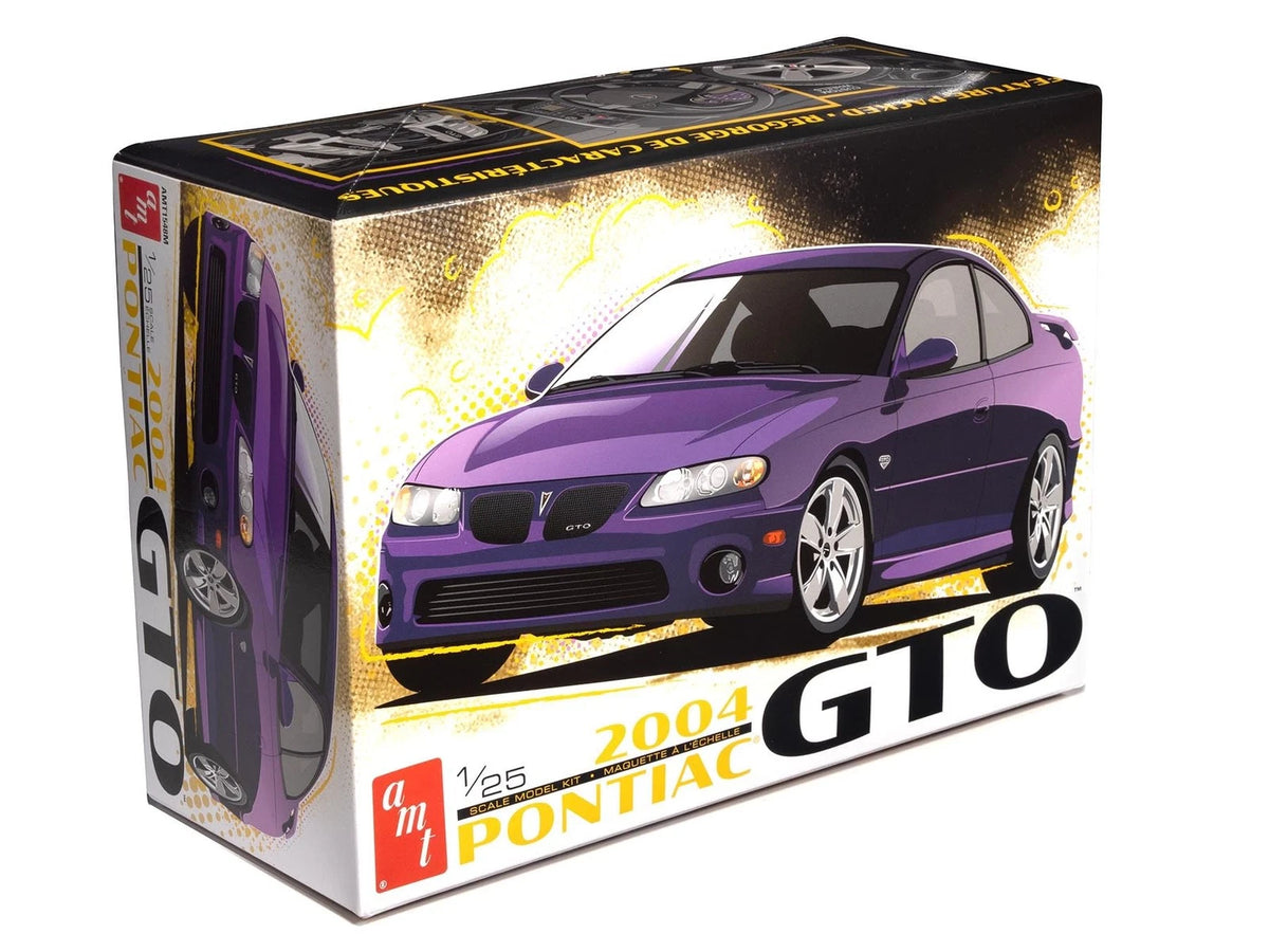 AMT 2004 Pontiac GTO 1:25 Scale Model Kit White