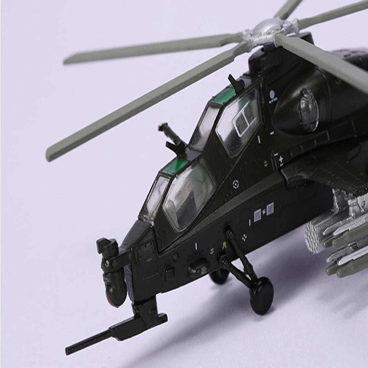 1/100 Chinese Armed WZ-10 Helicopter Model Military Plane Collection Souvenir D