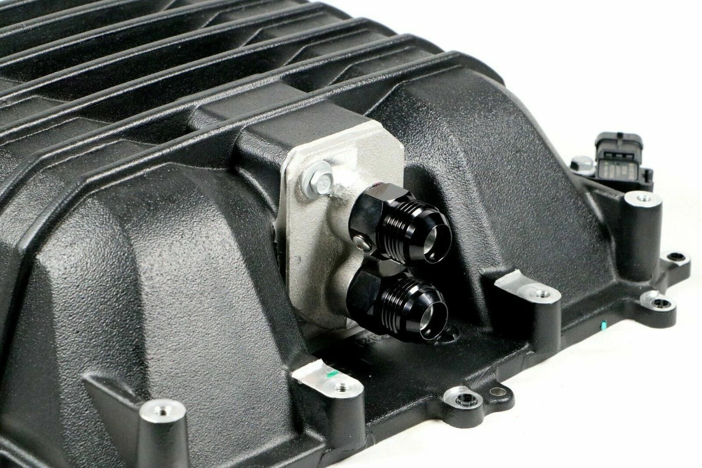 For CTS-V ZL1 6.2L LSA Supercharger Coolant Line -12AN Adapter Fittings CBW-082B