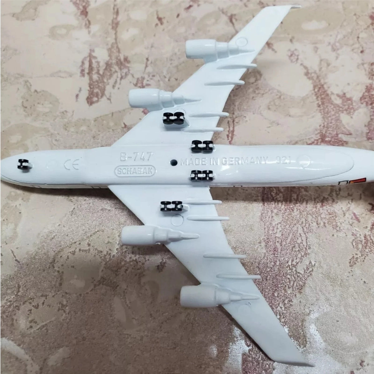 Diecast Alloy 1/350 Philippine Air Airlines B747 Airplane Model Plane Toy Gifts
