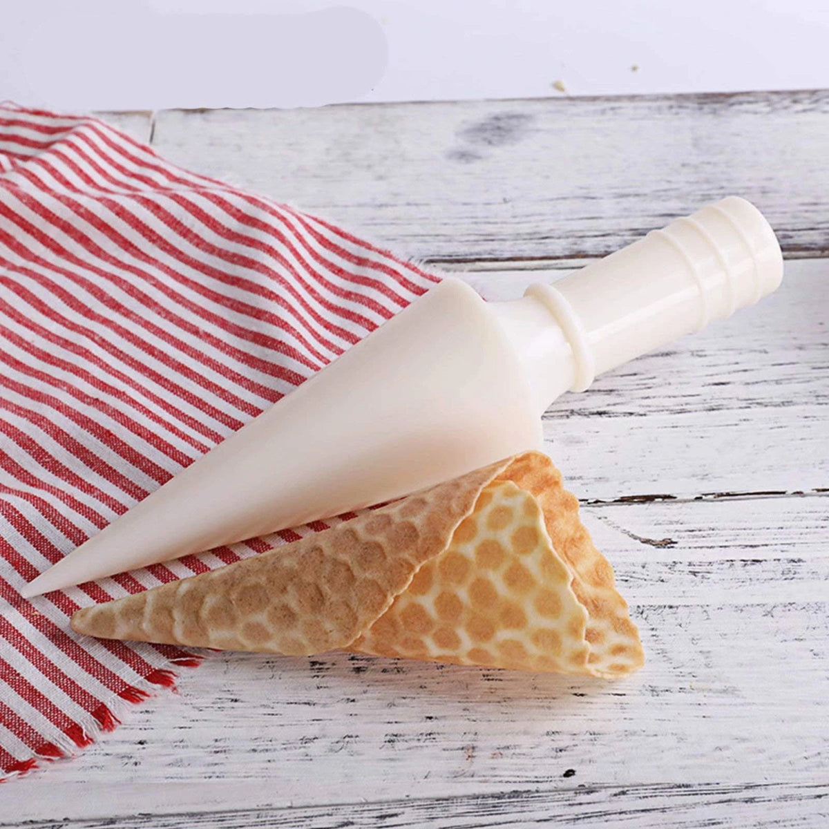 Crispy Waffle Cone Mold Kit Plastic Cream Horn Roller Egg White