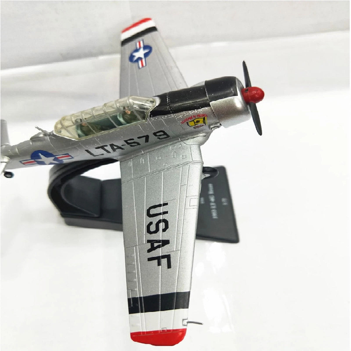 1/72 WWII USA 1953 T6 LT-6G Texan Fighter Aircraft Model Military Collection D