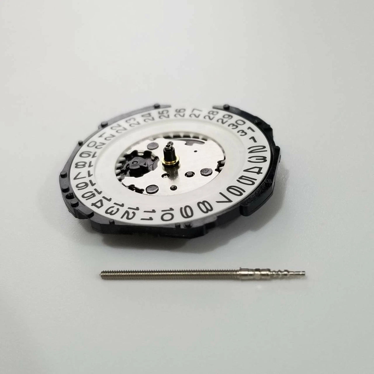 Durable 23.7mm 32,768 Hz Frequency Date At 3 Quartz Watch Movement PC32A