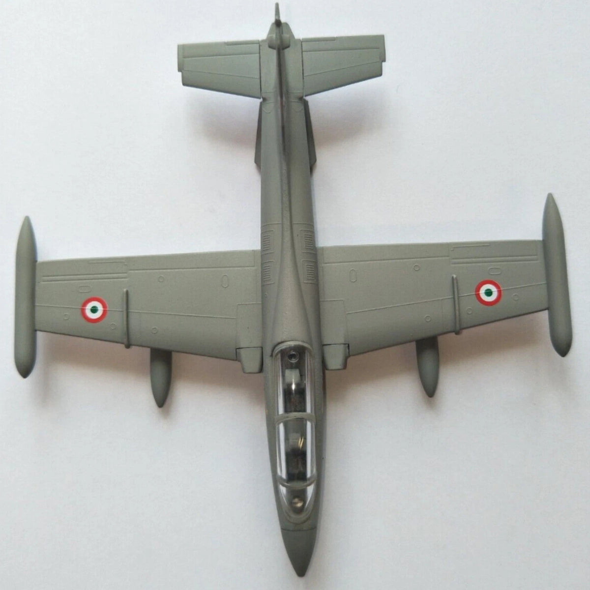 High Simulation 12cm Diecast Alloy 1/94 Italy For Aermacchi MB339 Fighter Model