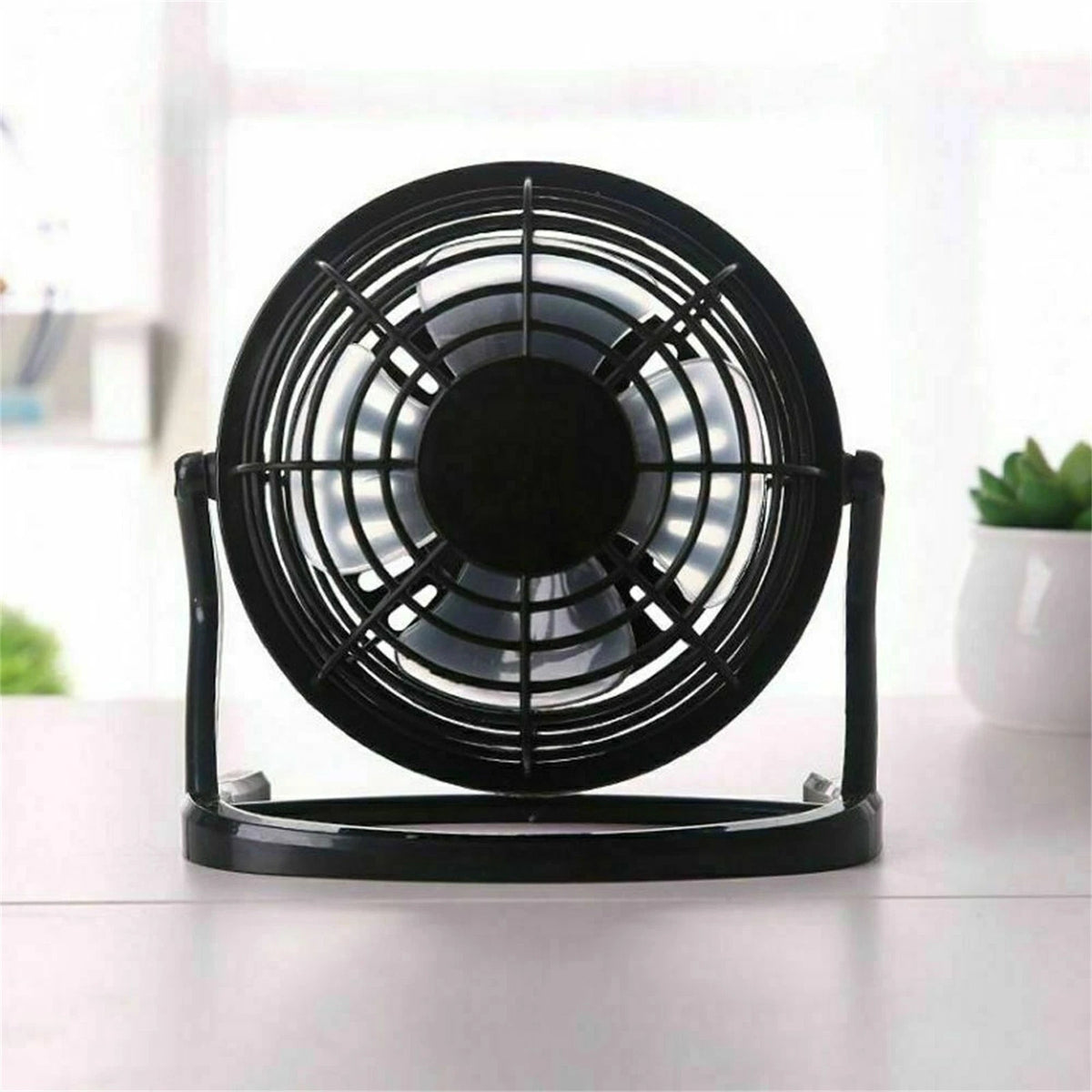 4 inch Portable USB Table Fan Mini USB Desk Fan Small Quiet Personal Cooler