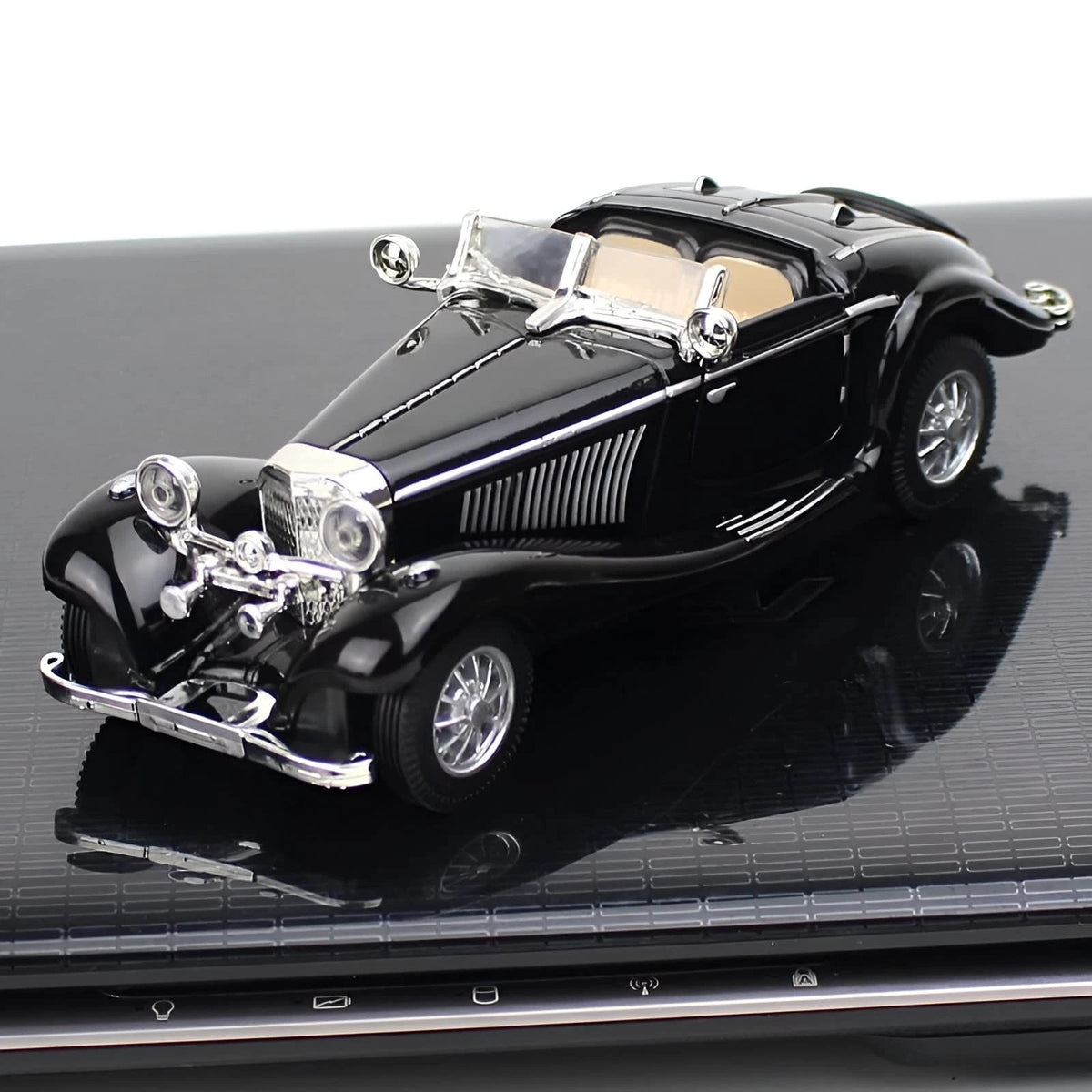 1:28 Scale Pullback Diecast Metal Antique Classic Length 6.5in/16.8cm, Black