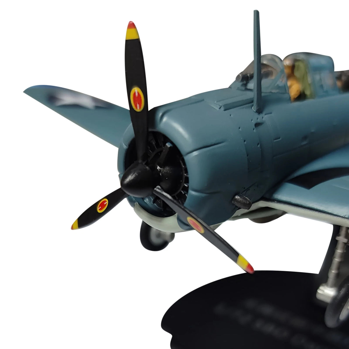 WWII 1:72 SBD Dauntless Dive Bomber Model Aircraft Collection With Display Stand