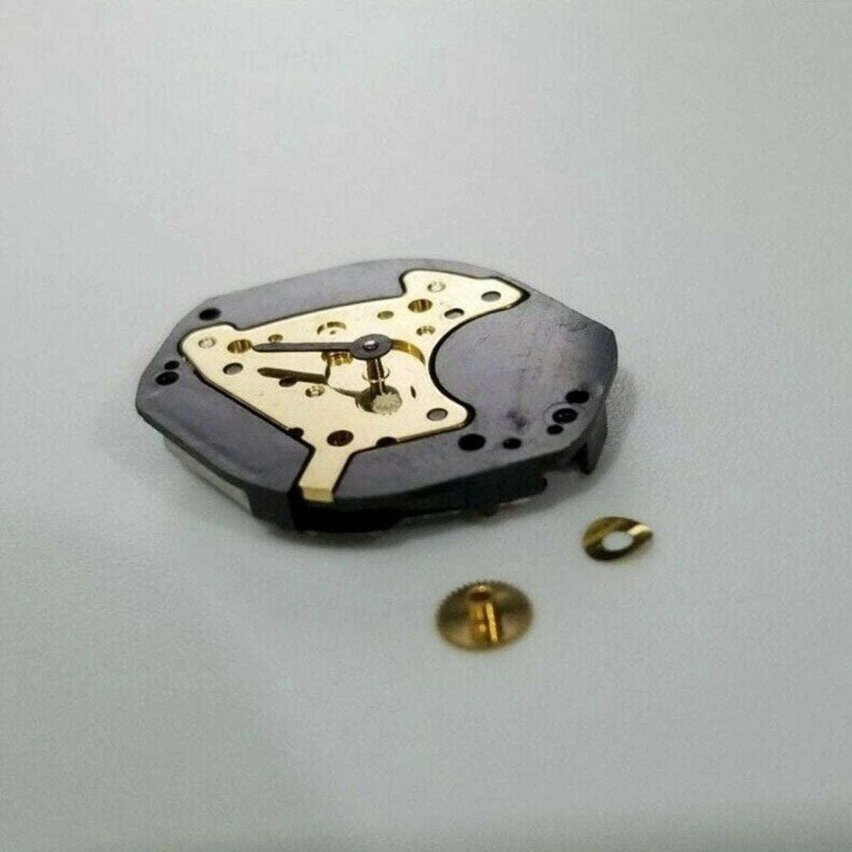 15.3mm Diameter 2-Hand Quartz Watch Movement+Battery Replacement for ISA K62 132