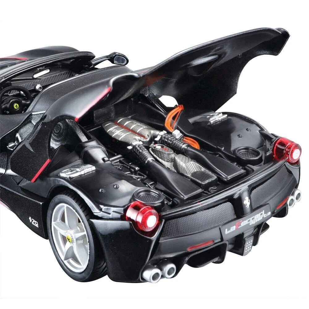 Maisto 1:24 Assembly Line LaFerrari Aperta - Black Large Large,
