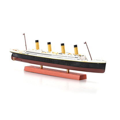 White and Yellow 1/1250 Diecast TITANIC Cruise Ship Boats Boat Alloy Model