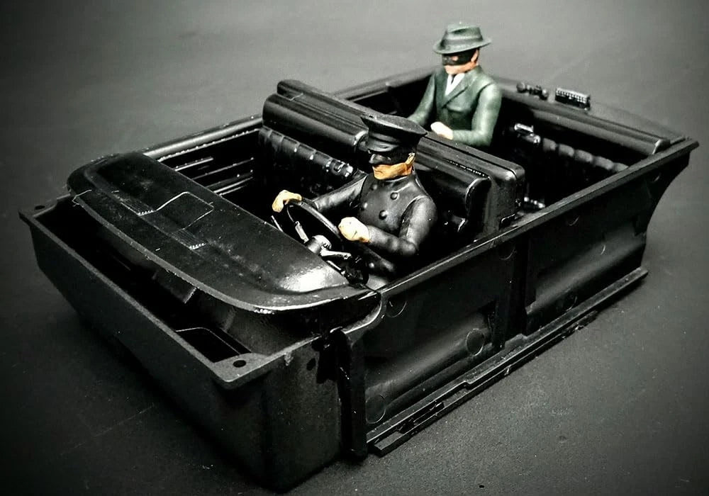 AMT Green Hornet Black Beauty 1:25 Scale Model Kit 9 inches long, Molded Color