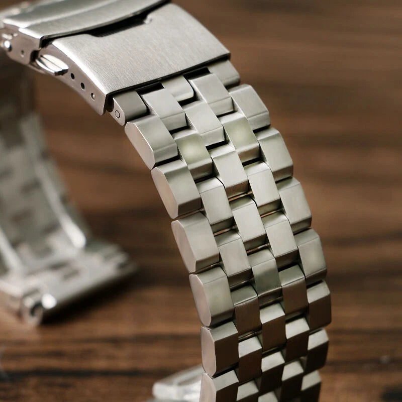 Silver 22mm Width Watch Band Strap Bracelet Link Solid Watchband Replacement.
