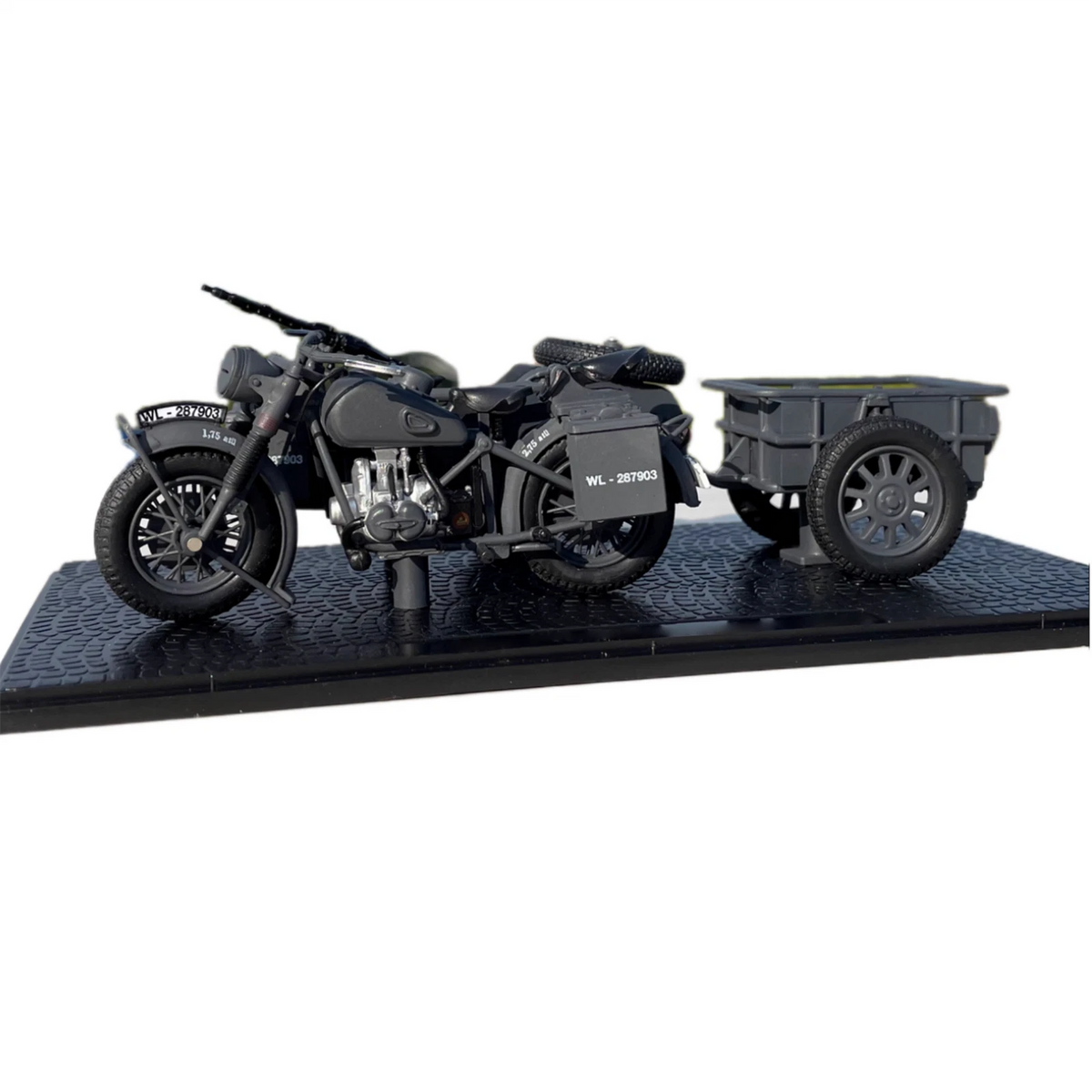 1/24 Scale Plastic German WWII R75 Panzerfaust 30 Motorcycle Model Toy For Kids