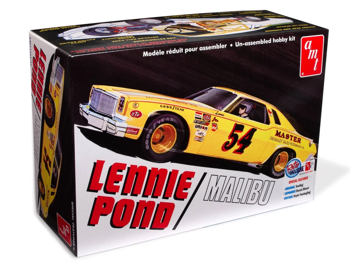AMT Lennie Pond 1974 Chevy Malibu Stock Car 1:25 Scale Model Small, unpainted