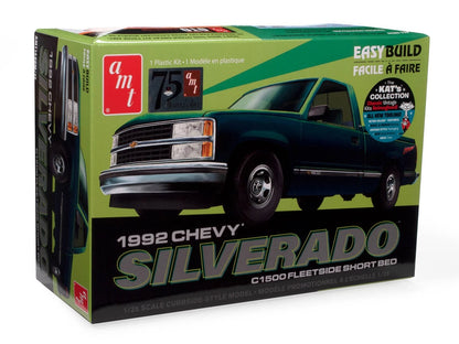 AMT 1992 Chevrolet Silverado Shortbed Fleetside Pickup Easy 1:25, unpainted