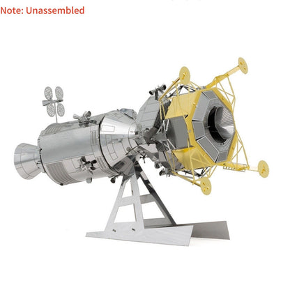 1/48 Scale USA Apollo CSM With Lunar Module Unassembled Model Kit Display