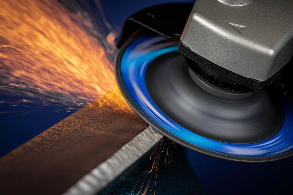 PFERD CC-Grind®-Robust Grinding Disc, 4-1/2" x 5/8"-11 - SGP x 5/8-11"