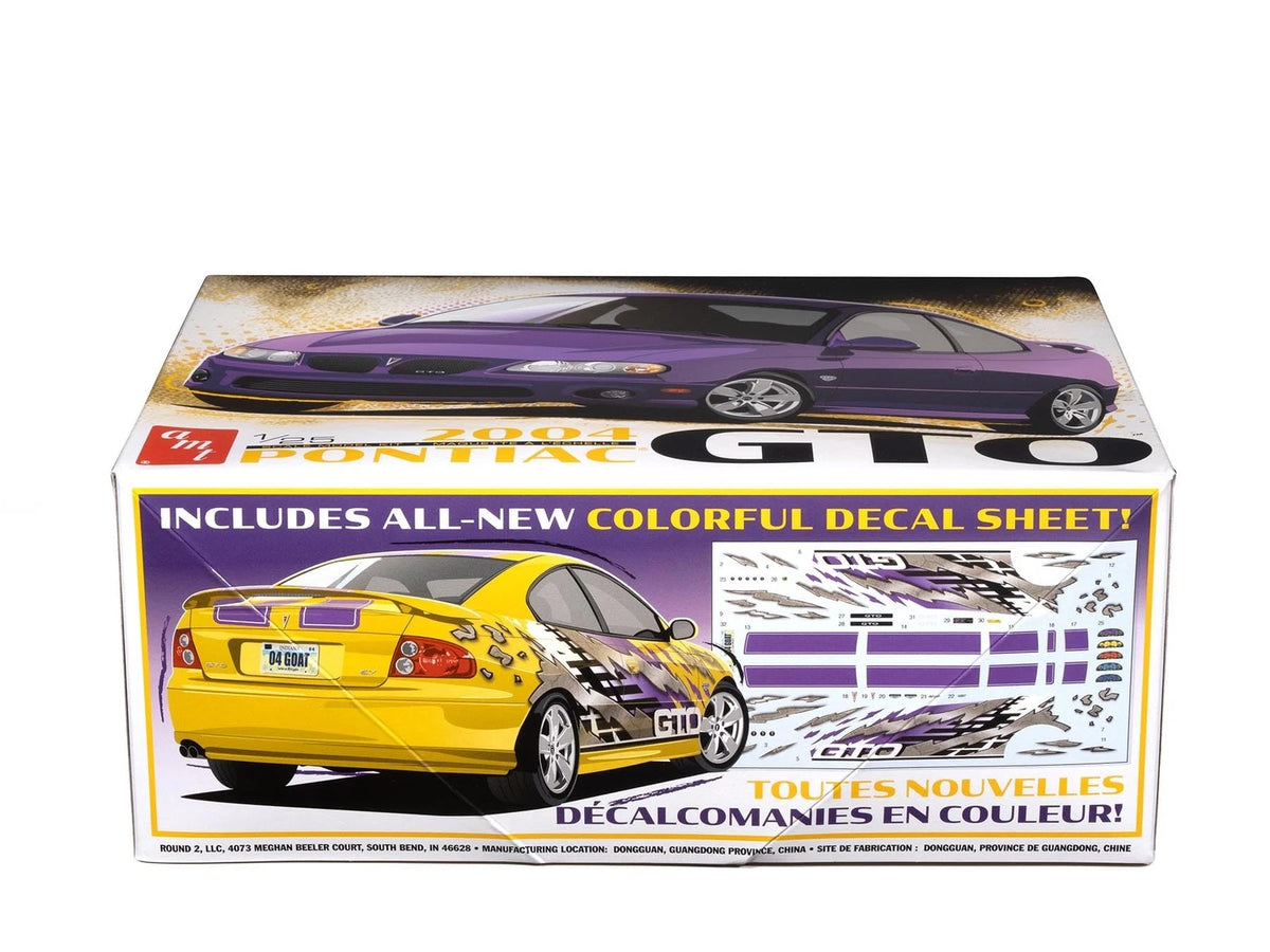 AMT 2004 Pontiac GTO 1:25 Scale Model Kit White