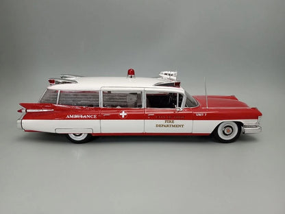 AMT 1959 Cadillac 1:25 scale, White, Clear, Transparent Red, Chrome-plated