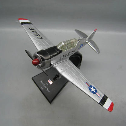 1/72 WWII USA 1953 T6 LT-6G Texan Fighter Aircraft Model Military Collection D