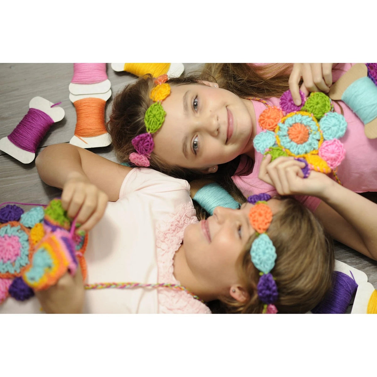 4M Easy-to-Do Crochet Kit - DIY Knitting Set for Beginners & Kids Multicolor