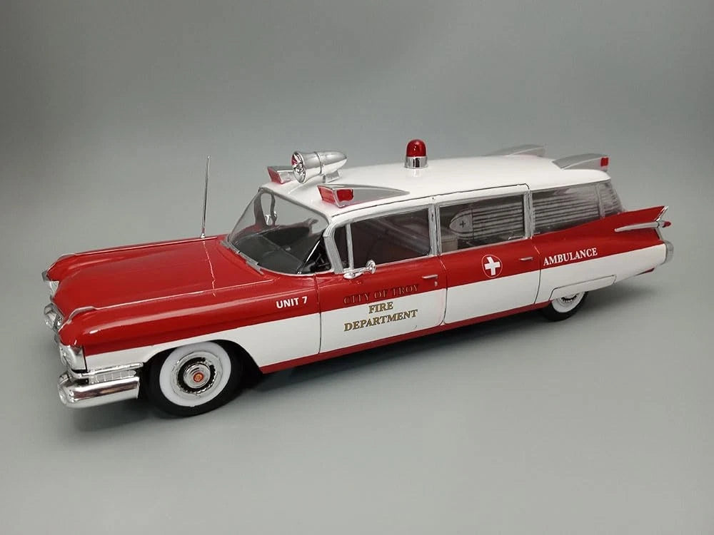 AMT 1959 Cadillac 1:25 scale, White, Clear, Transparent Red, Chrome-plated