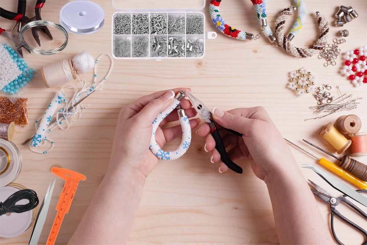 PAXCOO Jewelry Making Supplies Kit - size 2, Black,Clear,Silver