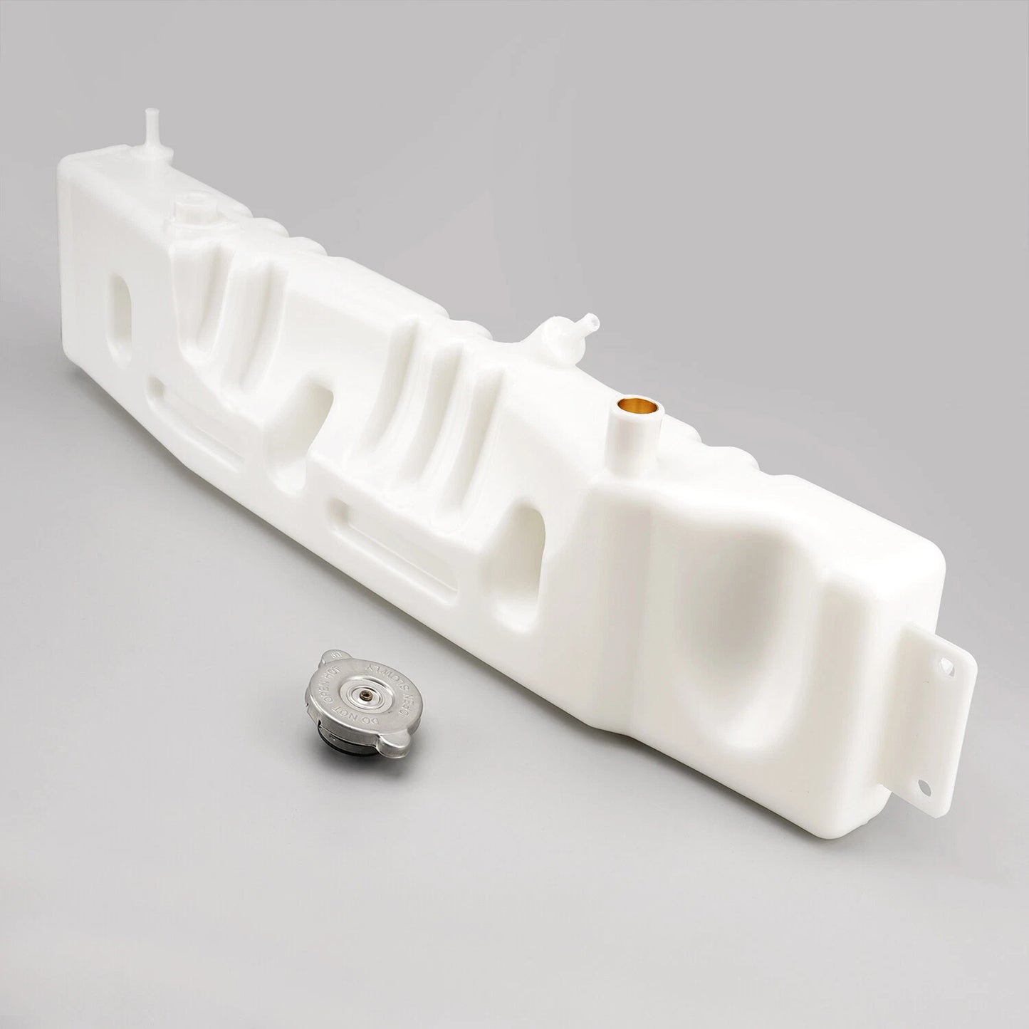 Coolant Overflow Tank For Ford F600 F700 F800 1980-1998 F6HZ-8A080-B