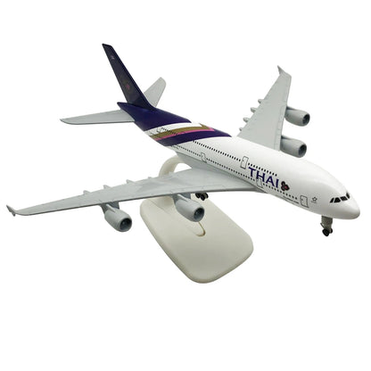 1:400 20cm Aircraft Thai Airways A380 Alloy Plane Model Craft Souvenir Ornaments