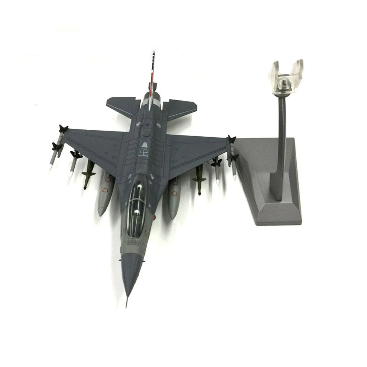 Amer Com 1/72 Singapore Air Force F-16D Fighting Falcon D Block-52 Model Display